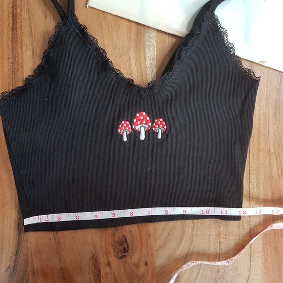 Streetwear Society - Ribbed Mushroom Crop Top - Sz M - Picture 8 of 11